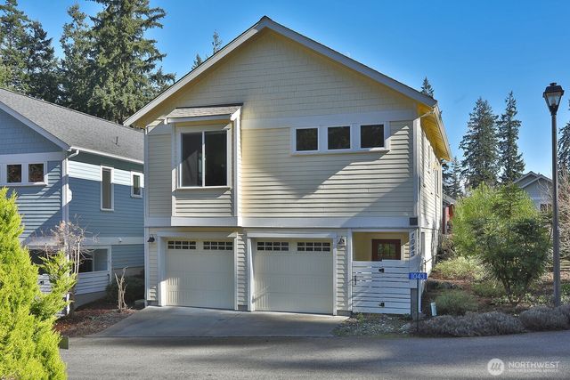 1043 Village Loop, Langley, WA 98260