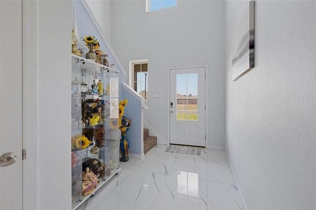 2202 S LAKE MICHELE Circle, Lake Charles, LA 70607