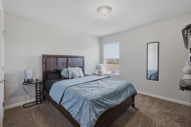 2202 S LAKE MICHELE Circle, Lake Charles, LA 70607