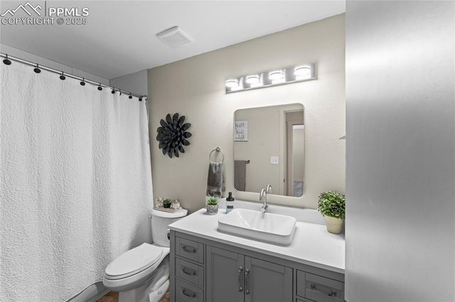 192 Ridge Drive, Woodland Park, CO 80863