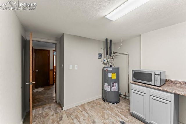 192 Ridge Drive, Woodland Park, CO 80863