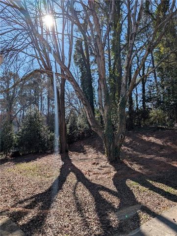 1952 Wellbourne Drive NE, Atlanta, GA 30324
