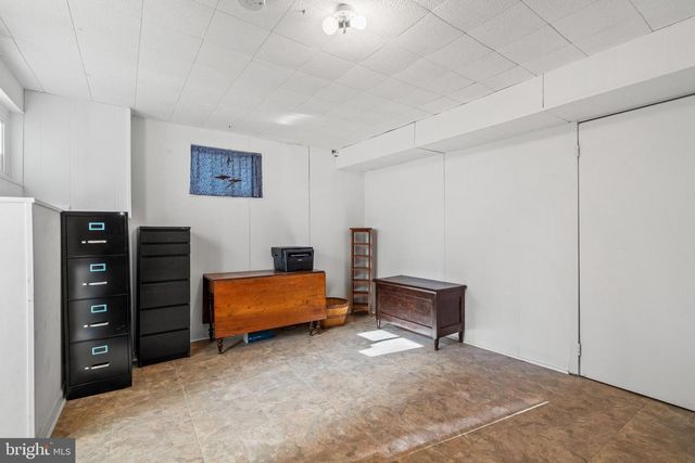 5612 OAK PL, Bethesda, MD 20817