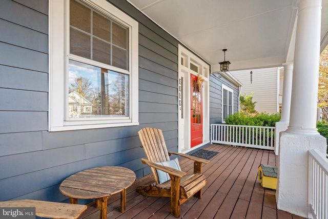 5612 OAK PL, Bethesda, MD 20817