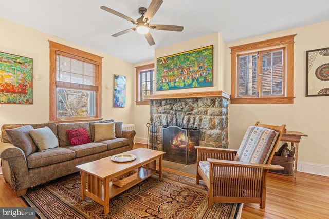 5612 OAK PL, Bethesda, MD 20817