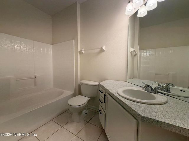 10550 BAYMEADOWS Road 517, Jacksonville, FL 32256