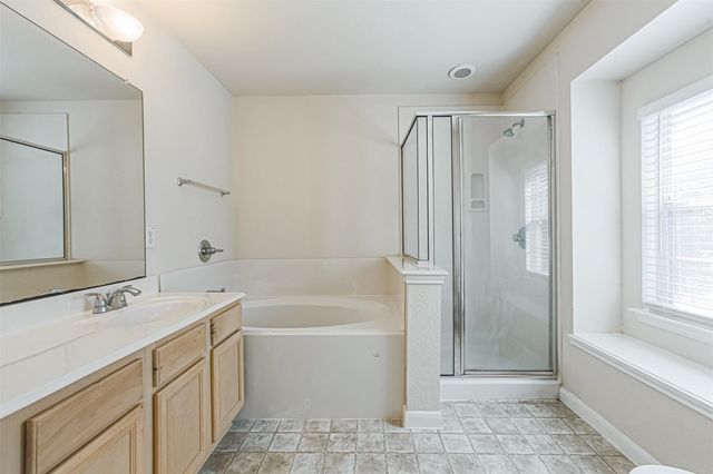 8031 Fisher Glen Lane, Houston, TX 77072