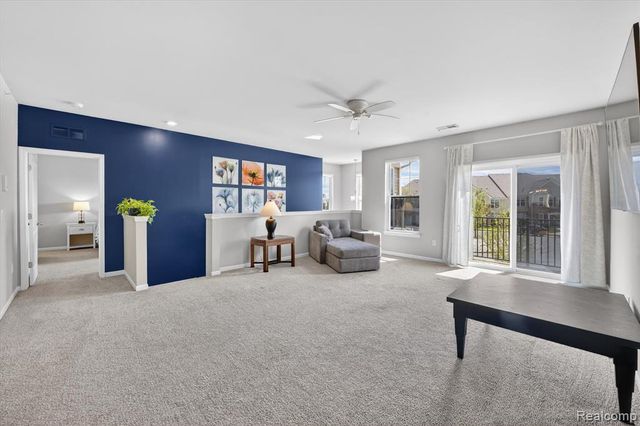 9789 Ridge Run Street, Howell, MI 48855
