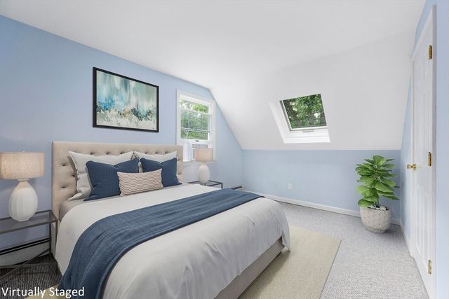 24 Faunce Mountain Rd, Sandwich, MA 02563