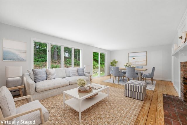 24 Faunce Mountain Rd, Sandwich, MA 02563