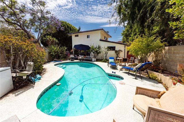 348 Calle De Andalucia, Redondo Beach, CA 90277