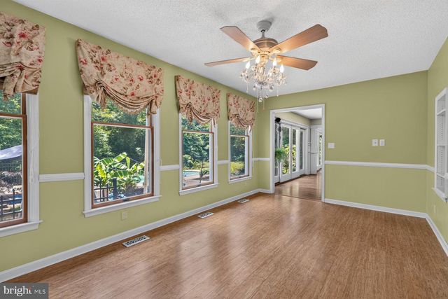 24249 MCINTOSH RD, Hollywood, MD 20636