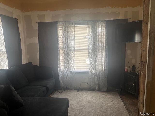 2500 Atkinson Street, Detroit, MI 48206