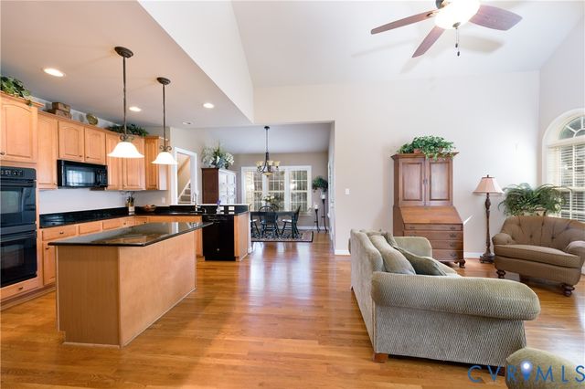 8766 Roberta Rd, Hanover, VA 23116