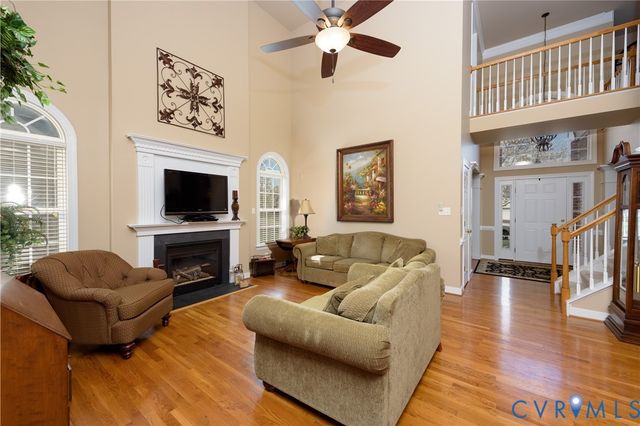 8766 Roberta Rd, Hanover, VA 23116