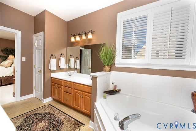 8766 Roberta Rd, Hanover, VA 23116