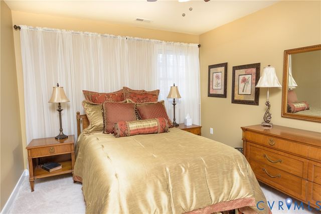 8766 Roberta Rd, Hanover, VA 23116