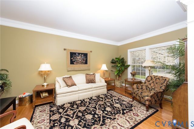 8766 Roberta Rd, Hanover, VA 23116