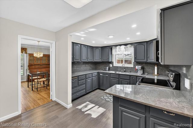 35037 Ellen Court, Livonia, MI 48154