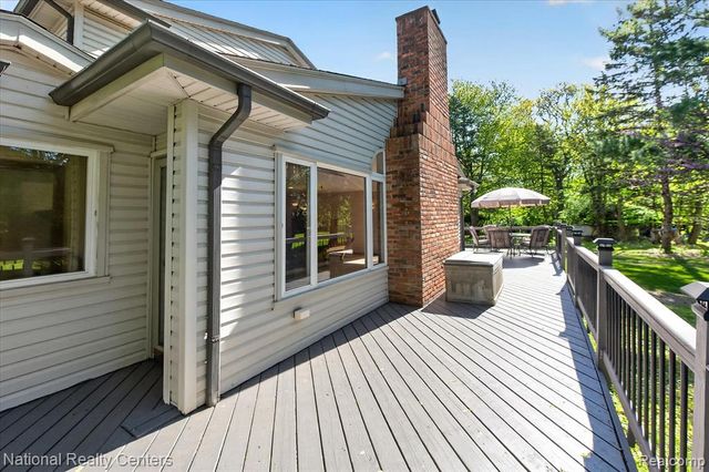 35037 Ellen Court, Livonia, MI 48154