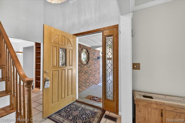 35037 Ellen Court, Livonia, MI 48154