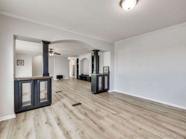 48 Ridgeview Drive, Sand Springs, OK 74063