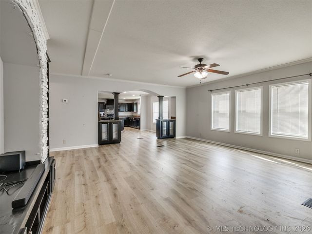 48 Ridgeview Drive, Sand Springs, OK 74063