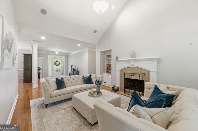 2372 SW Habersham, Marietta, GA 30064