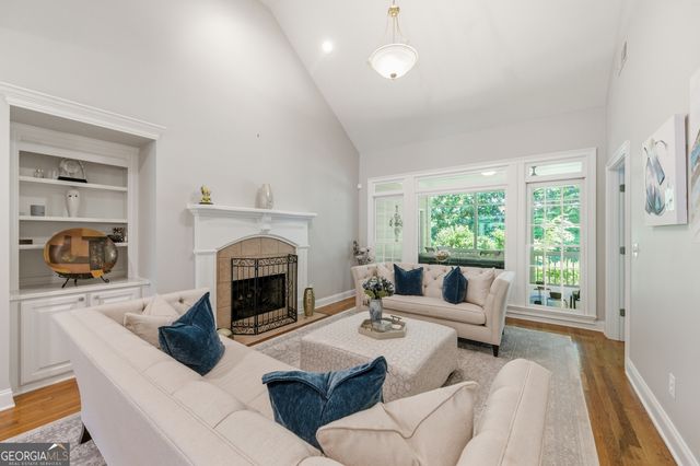 2372 SW Habersham, Marietta, GA 30064