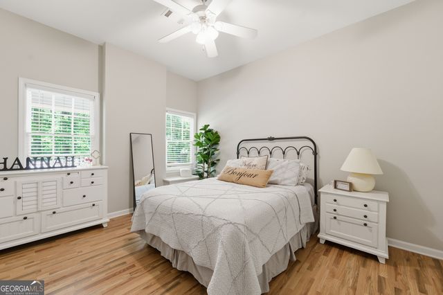 2372 SW Habersham, Marietta, GA 30064