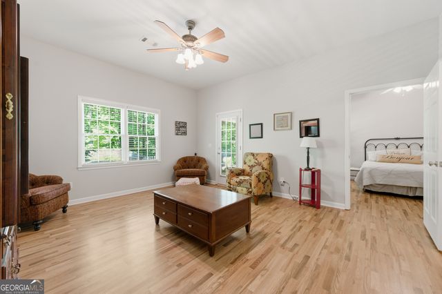2372 SW Habersham, Marietta, GA 30064