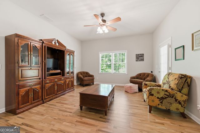 2372 SW Habersham, Marietta, GA 30064