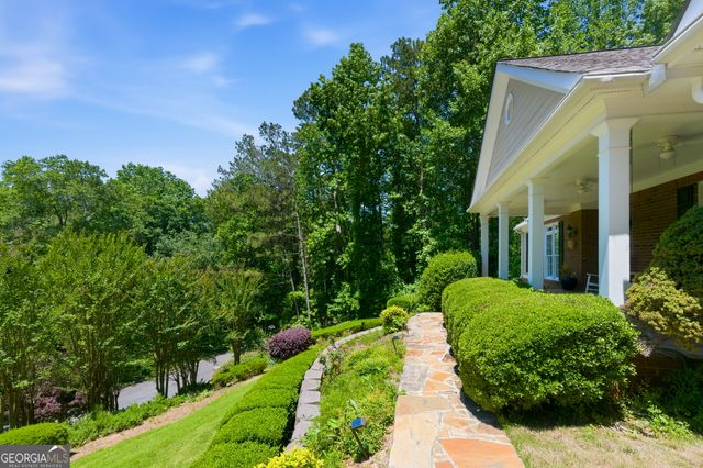2372 SW Habersham, Marietta, GA 30064