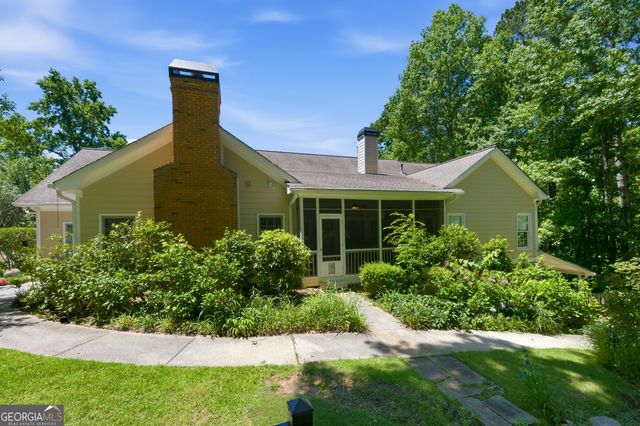 2372 SW Habersham, Marietta, GA 30064