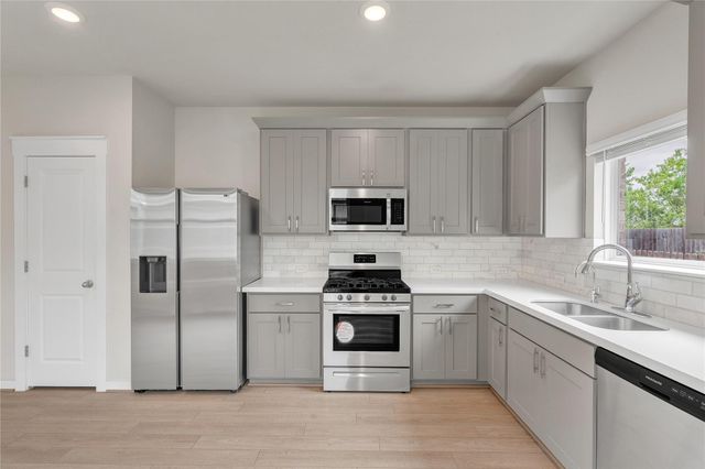 17104 Crane Fly DR D, Pflugerville, TX 78660