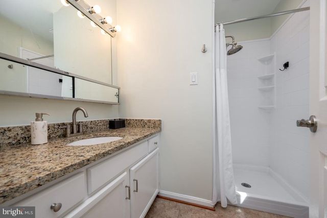 105 SAINT ANDREWS DR E, Fort Washington, MD 20744