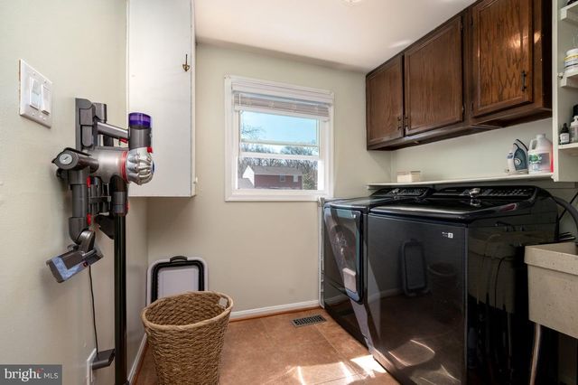 105 SAINT ANDREWS DR E, Fort Washington, MD 20744