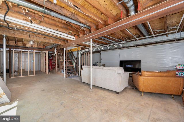 105 SAINT ANDREWS DR E, Fort Washington, MD 20744