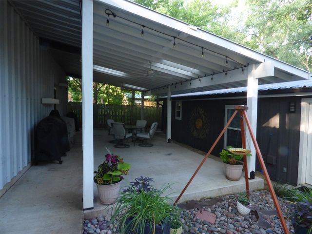 80 Louisiana Avenue, Pottsboro, TX 75076