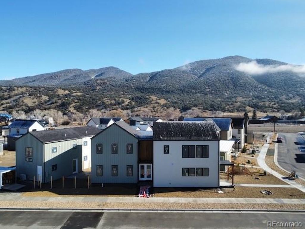 102 Chase Street, Salida, CO 81201