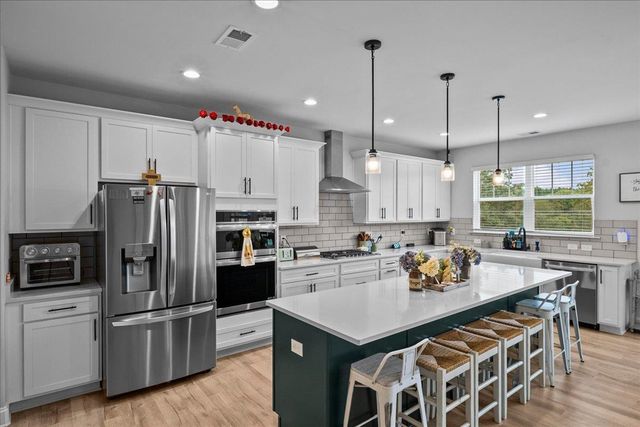 1321 Wellton Place, Campobello, SC 29322