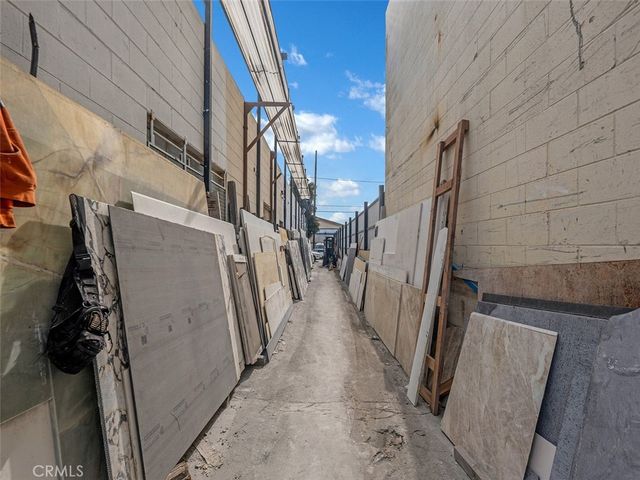 4211 Verdant Street, Los Angeles, CA 90039