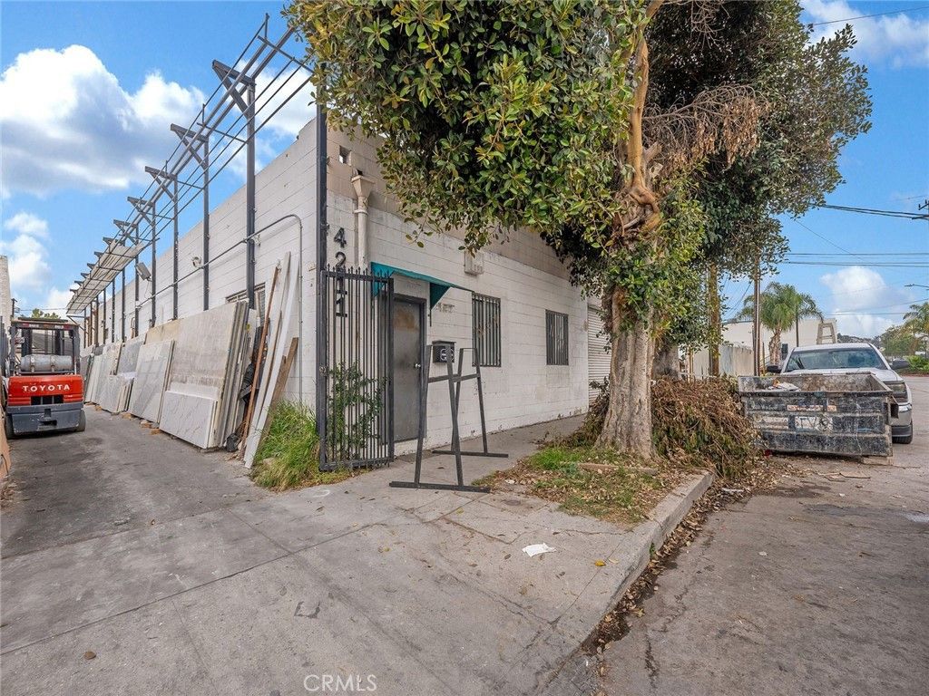 4211 Verdant Street, Los Angeles, CA 90039