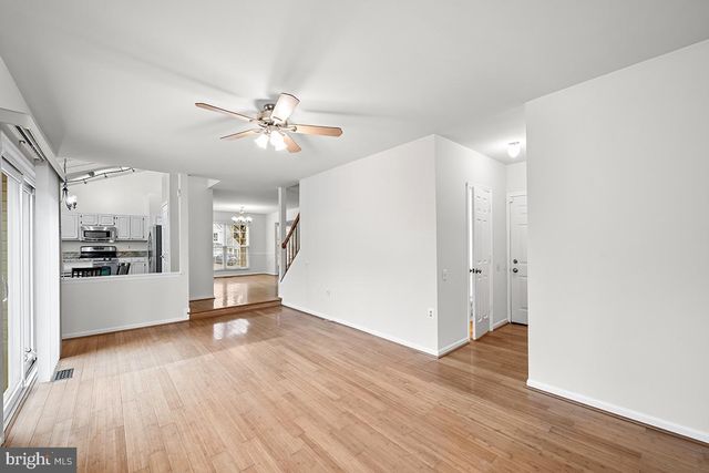 429 DEERPATH AVE SW, Leesburg, VA 20175