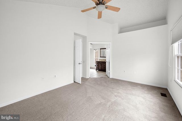 429 DEERPATH AVE SW, Leesburg, VA 20175