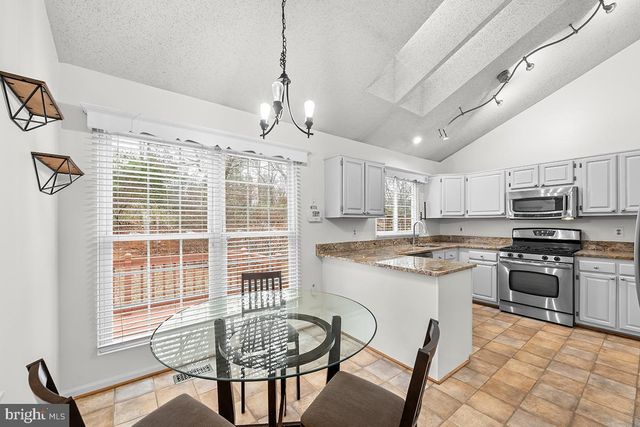 429 DEERPATH AVE SW, Leesburg, VA 20175