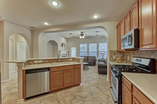 3 Julienne Trace, The Woodlands, TX 77381