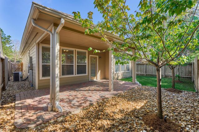 3 Julienne Trace, The Woodlands, TX 77381