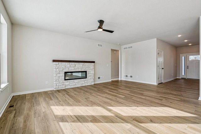 9628 S Sophia COURT, Franklin, WI 53132