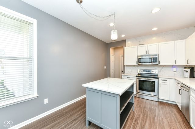 3784 Dusty Sands Road, Whitestown, IN 46075